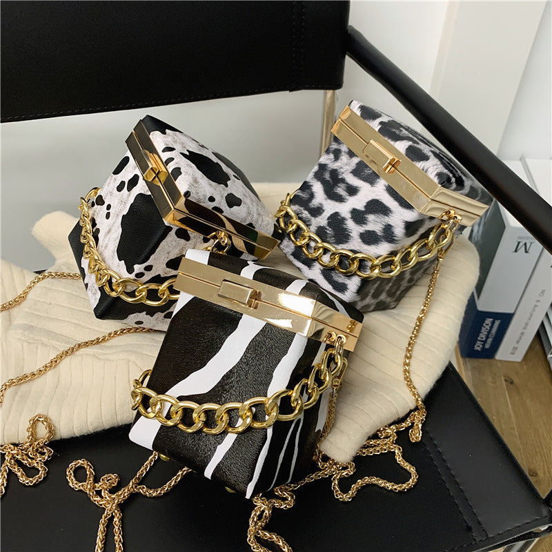 Mini Chain Small Tide Fashion Oblique Small Square Bag